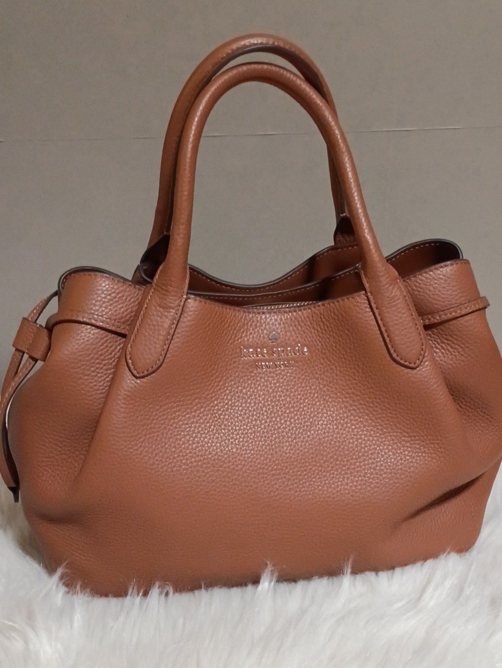 kate spade Dumpling satchel in Gingerbread Tan Pebble leather - Picture 3 of 16
